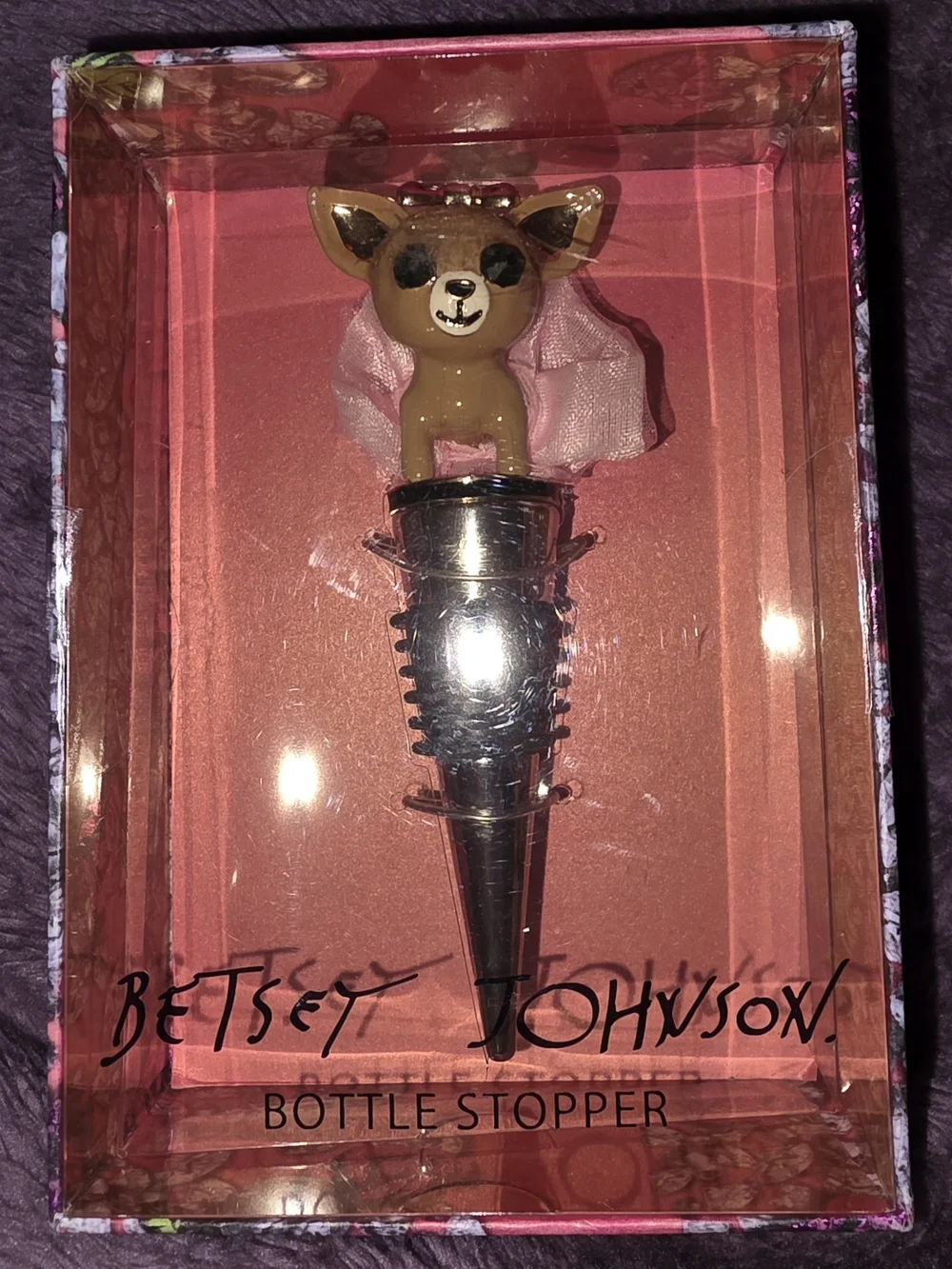 Betsey Johnson Chihuahua Head Wine Bottle Stopper in Pink and Gold